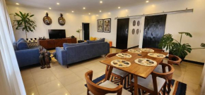 Private cosy home close to city center with views